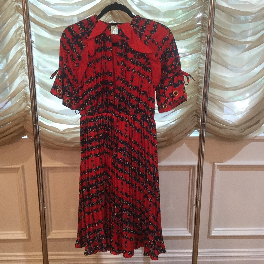 Link pleated Dress